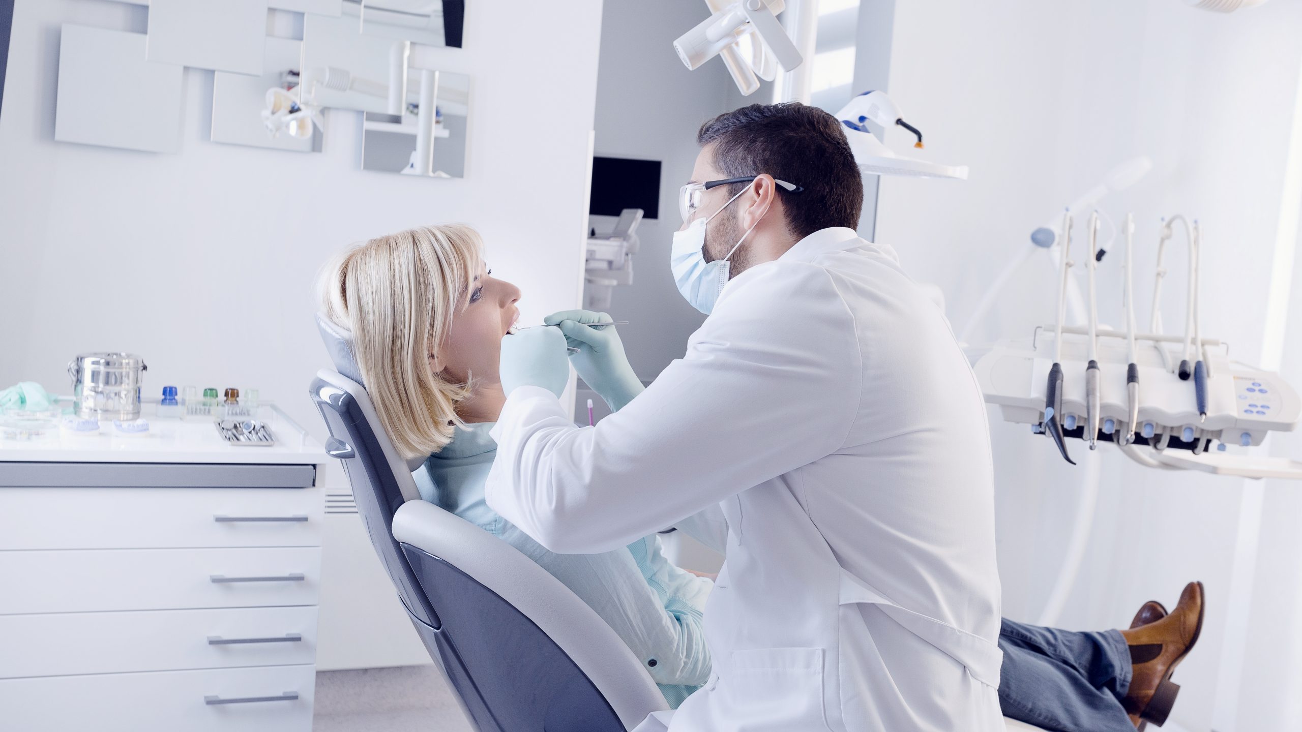 Dentist in Cambridge, IL